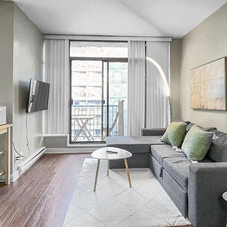 Top Floor Unit On Granville Strip Yaletown Area Vancouver Dış mekan fotoğraf